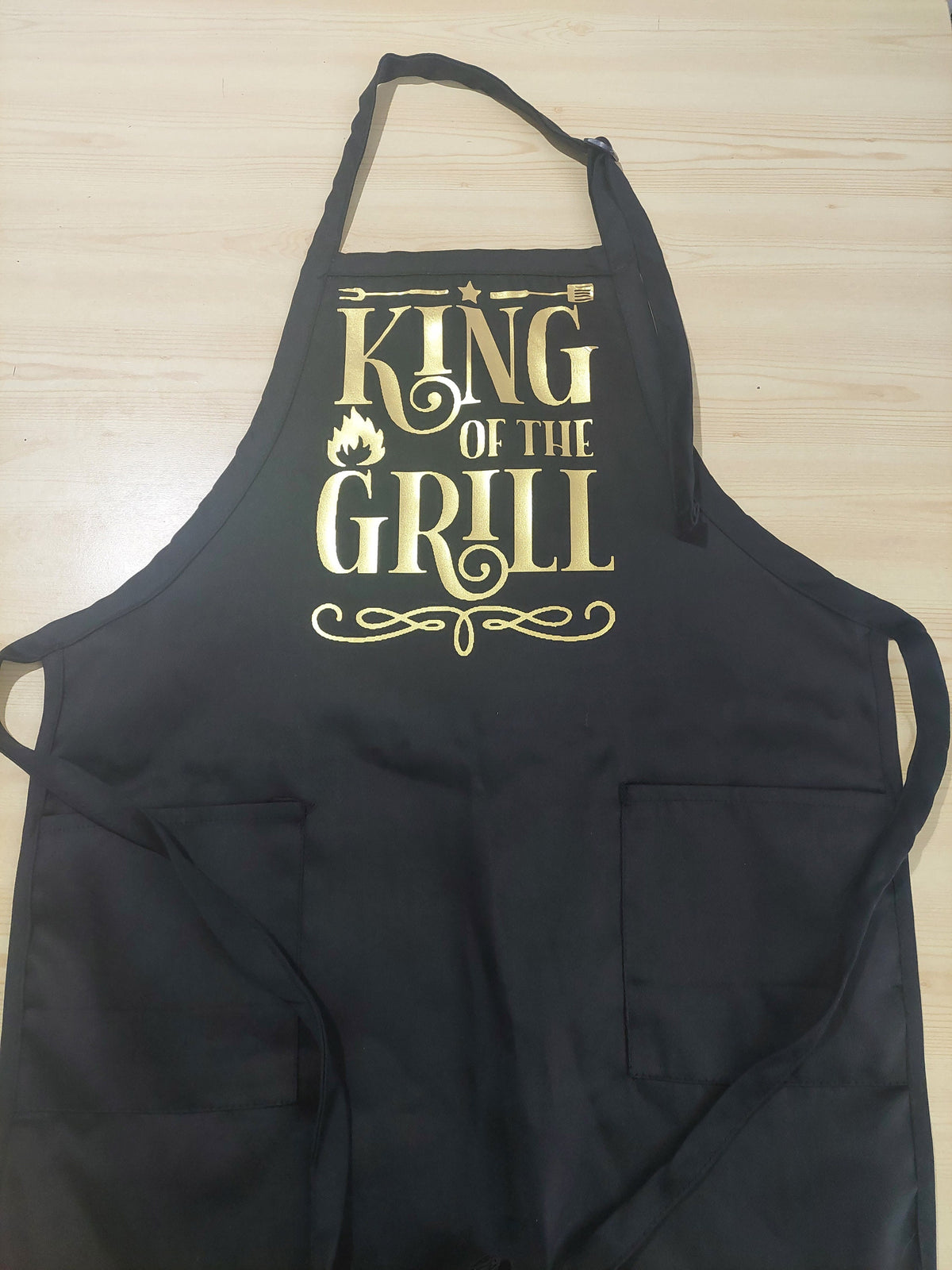 King of the Grill Apron | BBQ Master Gift