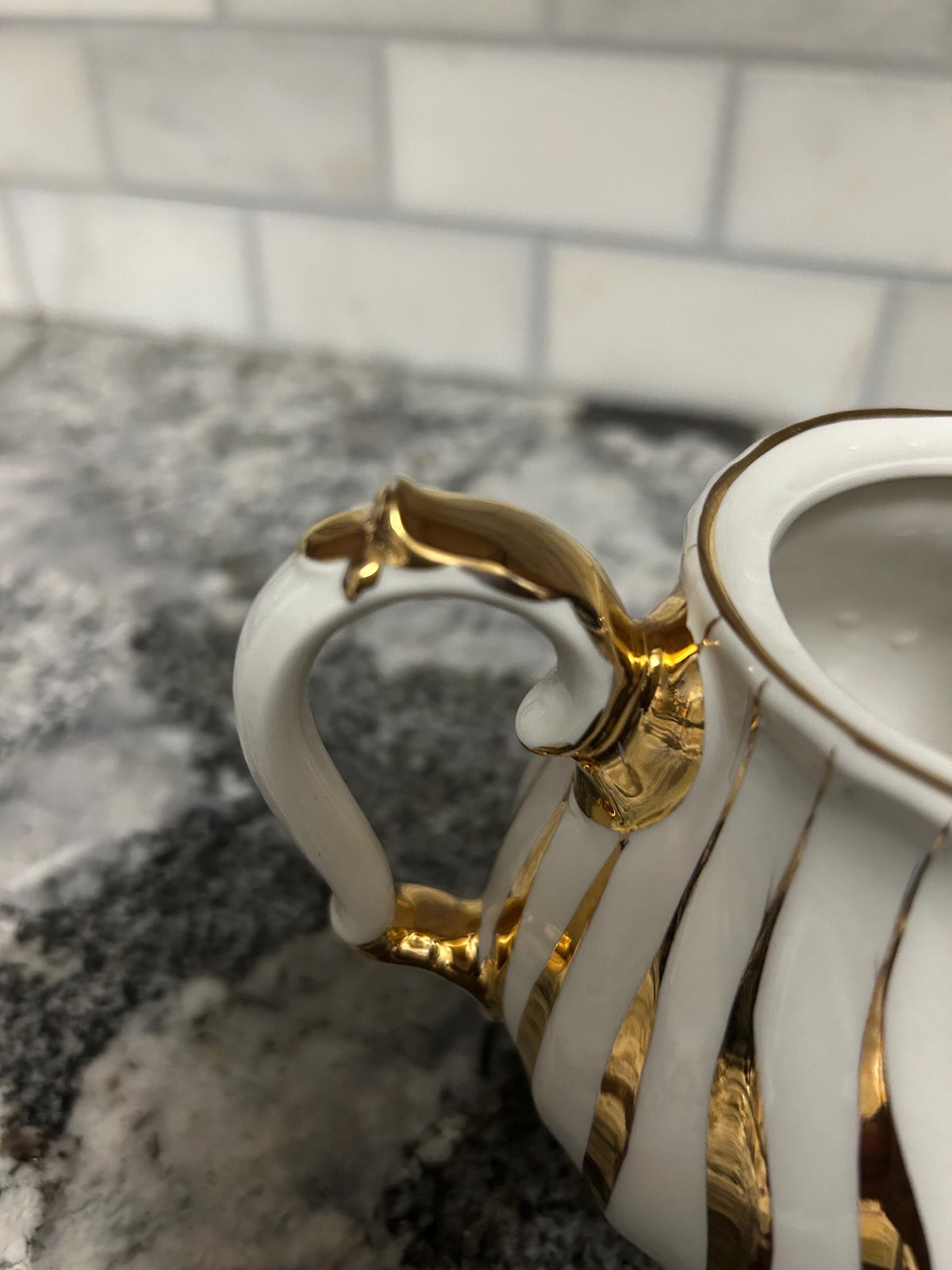 Sadler Mid Century Vintage Teapot w/Cream Gold Swirls Stripes